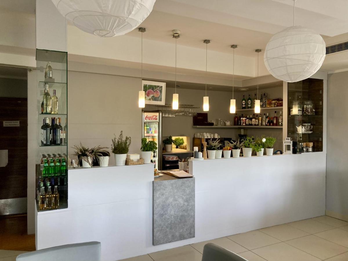 Hotel Solec Solec  Extérieur photo